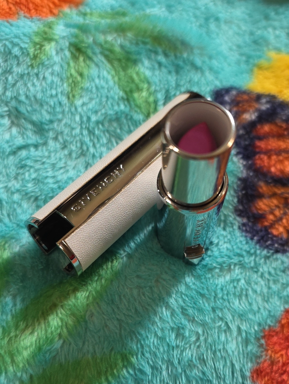 Givenchy Le Rouge Lipstick 309 Croisiere Fuchsia